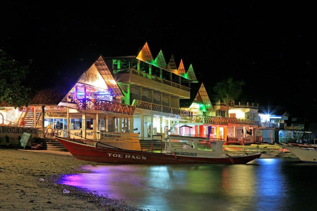 Lalaguna Beach Club And Dive Centre Puerto Galera Eksteriør billede